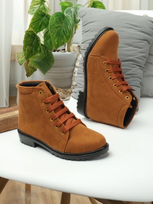 THE ALL WAY ATTRACTIVE LOOK CASUAL FLAT BOOTS FOR WOMEN Boots For Women(Tan)