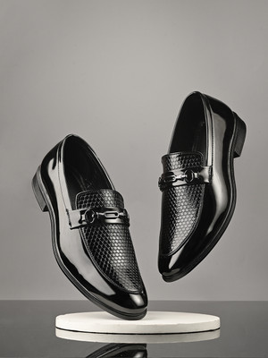 MACTREE Slip On For Men(Black , 6)