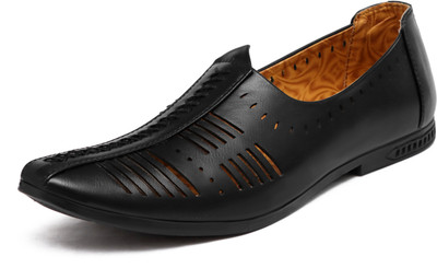 Groofer groofer Men's Stylish Casual Jutis Jutis For Men(Black , 7)