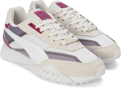 PUMA Blktop Rider Casuals For Men(White , 7)