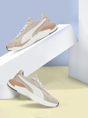PUMA Starten Sneakers For Men(Beige , 7)