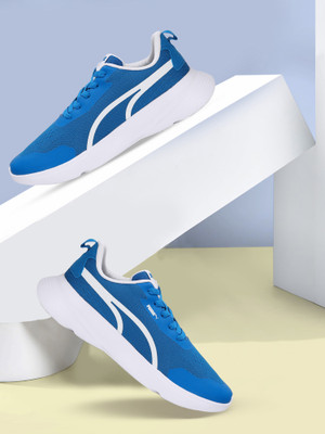 PUMA Puma Tread Run Sneakers For Men(Blue , 11)