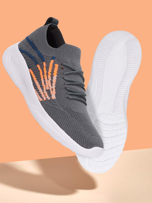 M7 By Metronaut Running Shoes For Men(Grey, Orange , 9)