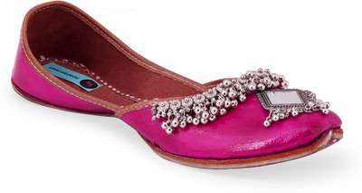 PehnawaCraft PehnawaCraft Pink Oxidised Punjabi Casual Jutti for women, Partywear Mojari Jutis For Women(Pink , 4)