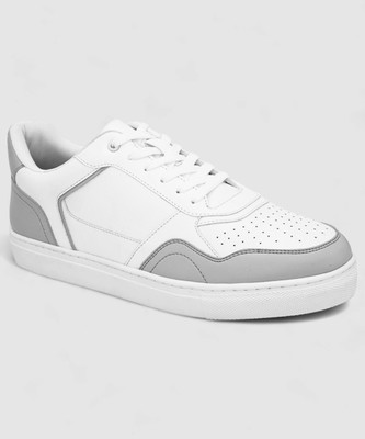 HRX by Hrithik Roshan Sneakers For Men(White, Grey , 11)
