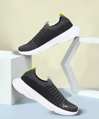 PUMA Kardio Slipon Sneakers For Men(Black , 11)