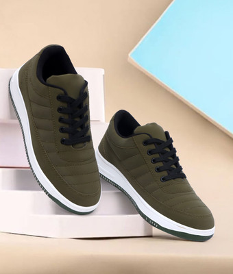 Groofer Groofer Men's Stylish casual Sneakers Sneakers For Men(Green , 8)
