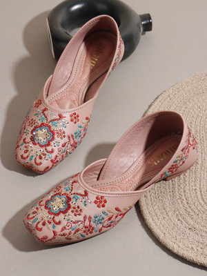 ANOUK Women Bellies, Embroidered Punjabi Traditional Jutti/Mojari Bellies For Women(Pink , 4)