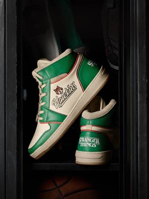 Stranger things online jordan 1