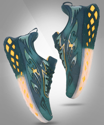 Sparx SM 888 Training & Gym Shoes For Men(Green, Gold , 10)