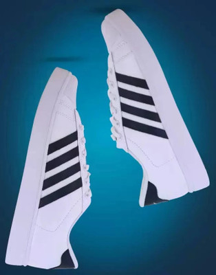 Sparx SM 323 | Stylish, Comfortable | Sneakers For Men(White, Black , 8 UK/India)