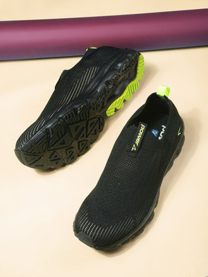POWER AEROKNIT 2.0 Running Shoes For Men(Black , 10)