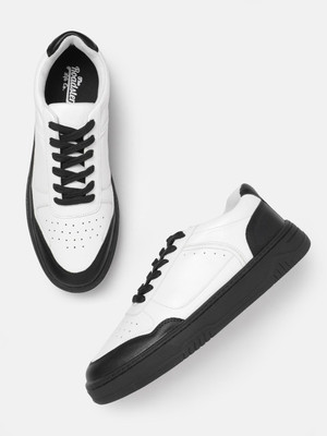Roadster Sneakers For Women(White , 7)
