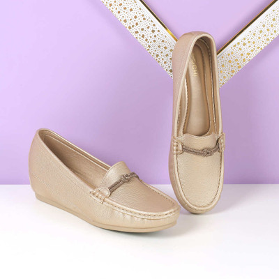 MOCHI Loafers For Women(Gold , 8)