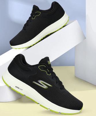 Skechers GO RUN CONSISTENT Running Shoes For Men(Black , 7)