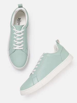 Roadster Sneakers For Women(Green , 6)