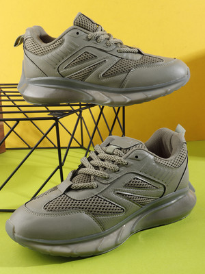 HRX by Hrithik Roshan Walking Shoes For Men(Olive , 10)