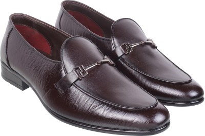 MOCHI Slip On For Men(Brown , 8)