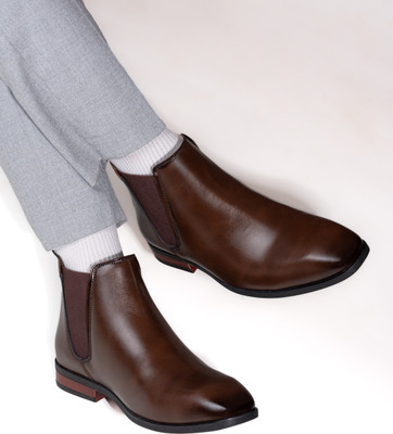 Roadster Roadster Men Brown Chelsea Boots Boots For Men(Brown , 8)