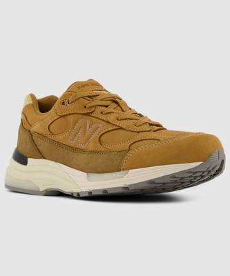 New Balance M992 Sneakers For Men(Brown , 9)
