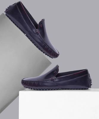 Red tape driving top shoes