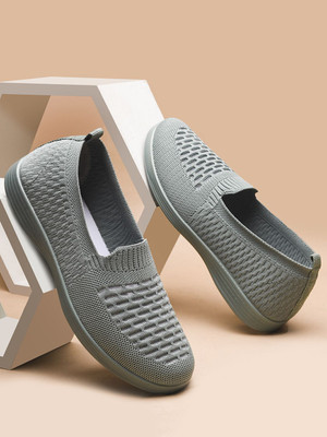 WELCOME Stylish & Comfortable Breathable Walking Casual Perfect for Outdoor Wear Slip On Sneakers For Women(Green , 7)