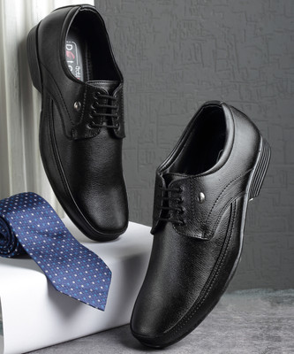 action Lightweight | Comfortable | Trendy | Daily Wear | Synthetic Leather For Men(Black , 6)