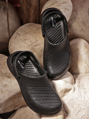 WELCOME Ultra Soft Waterproof Daily Wear with Adjustable Back Strap Anti-Skid Comfort| Clogs For Men(Black , 8)