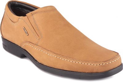 RED CHIEF Slip On For Men(Brown)