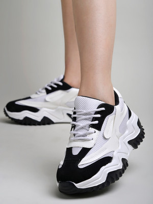 SHOETOPIA Sneakers For Women(Black , 6)