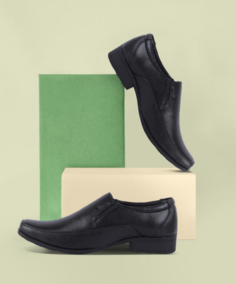 Bata 851-6764 Slip On For Men(Black , 7)