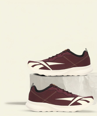 REEBOK LOW PP FLOAT Casuals For Men(Maroon , 7)