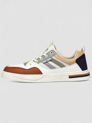RED CHIEF LuxeCore Stylish Lace-Up Casual Shoes Sneakers For Men(White, Beige , 6)