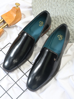 House of Pataudi Men black solid formal office wear round toe comfortable slip on moccasins penn Loafers For Men(Black , 6)