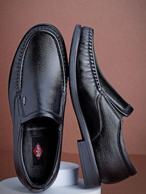 LEE COOPER Stylish Lightweight and Comfortable Daily Wear Slip On For Men(Black , 10)