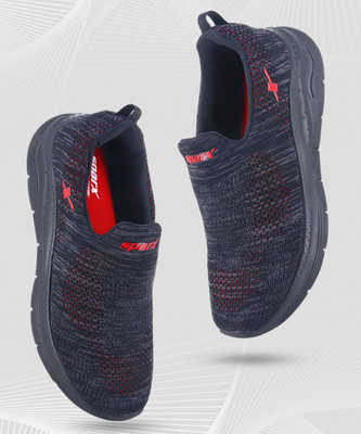 Sparx SM 817 Walking Shoes For Men(Black, Red , 8)