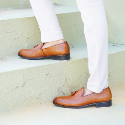 MATR LIFESTYLE MATR Fest Men’s Tan Embossed Leather Tassel Loafers Loafers For Men(Tan , 10)