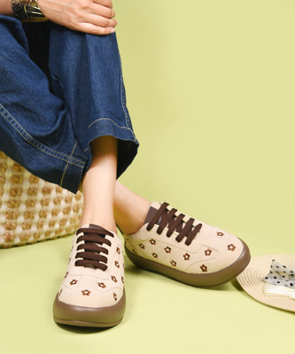 Froh Feet Women Flower Print Fashion Sneakers Shoes Sneakers For Women(Beige , 4)