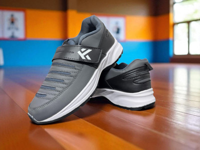 Free Kicks FK- MOC-02 Modern Running Shoes For Men(Grey , 10)