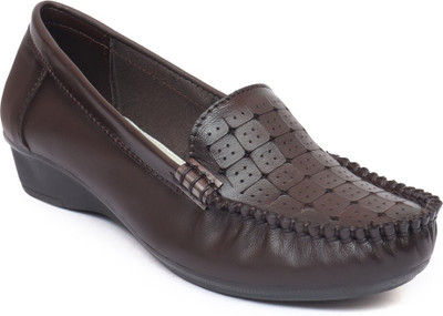Zoom Shoes Loafers For Women(Brown , 11)
