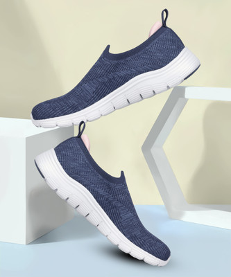 Skechers ARCH FIT VISTA-IN SPRIRATION Canvas Shoes For Women(Blue , 3)