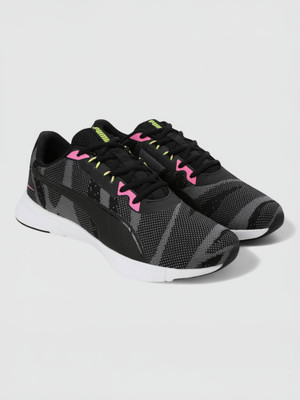 PUMA Flyer Runner Street Wns Sports Women Black Running Shoes For Women(Black , 4)