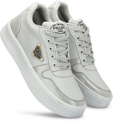 Ulazo Stylish Partywear Outdoor Trending Good Looking Fancy Canvas Sneakers For Men(Grey , 9)