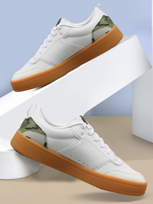 ADIDAS PARK ST IKD Sneakers For Men(White , 7)