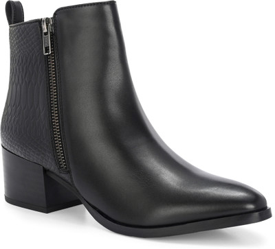 Roadster Stylish& Trendy Primium Boots For Women(Black , 7)