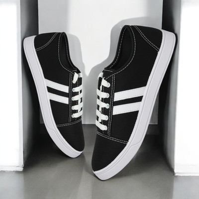 house of common HC-camp Black Trending Canvas Shoes For Men(Black, White , 9)