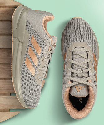 ADIDAS STOUTRUN ST Running Shoes For Men(Beige , 7)