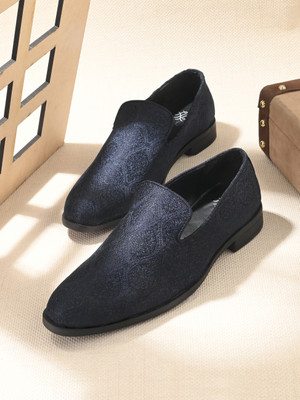 House of Pataudi House Of Pataudi Men Blue Embroidered Casual Slip On Mojaris Casuals For Men(Blue , 6)