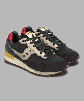 SAUCONY SHADOW 5000 Sneakers For Men(Black , 11)
