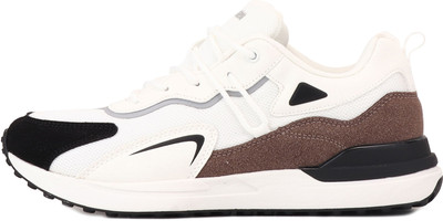 RED CHIEF R1731 057 Running Shoes For Men(White , 9)